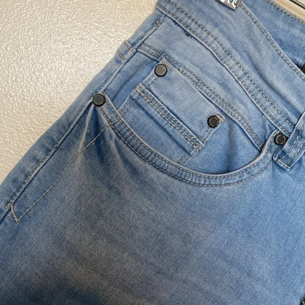 Steve’s Jeans slim fit Tiberius distressed 6 pocket button zip jeans 28/30